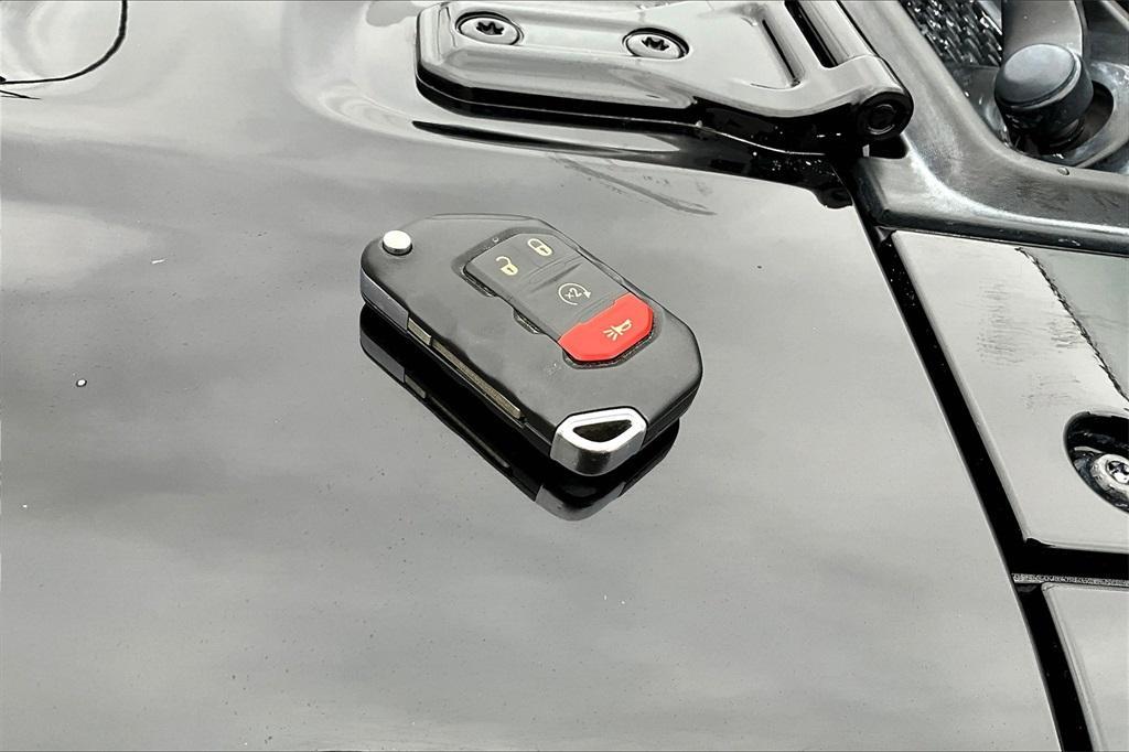 used 2018 Jeep Wrangler Unlimited car, priced at $28,751