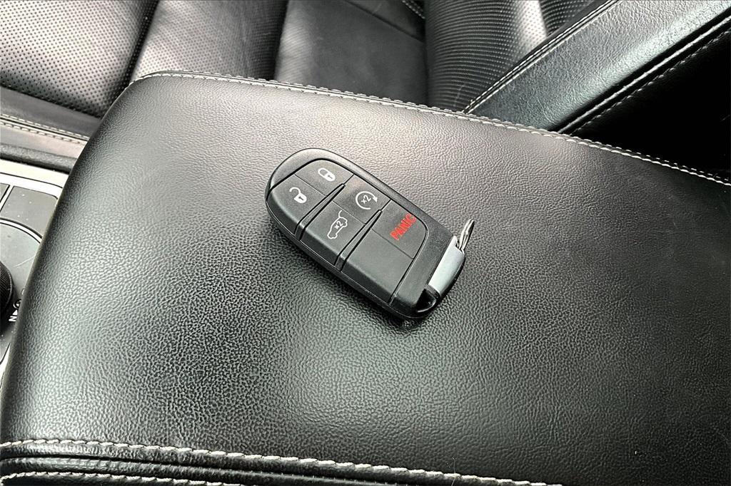 used 2021 Jeep Grand Cherokee car, priced at $26,665