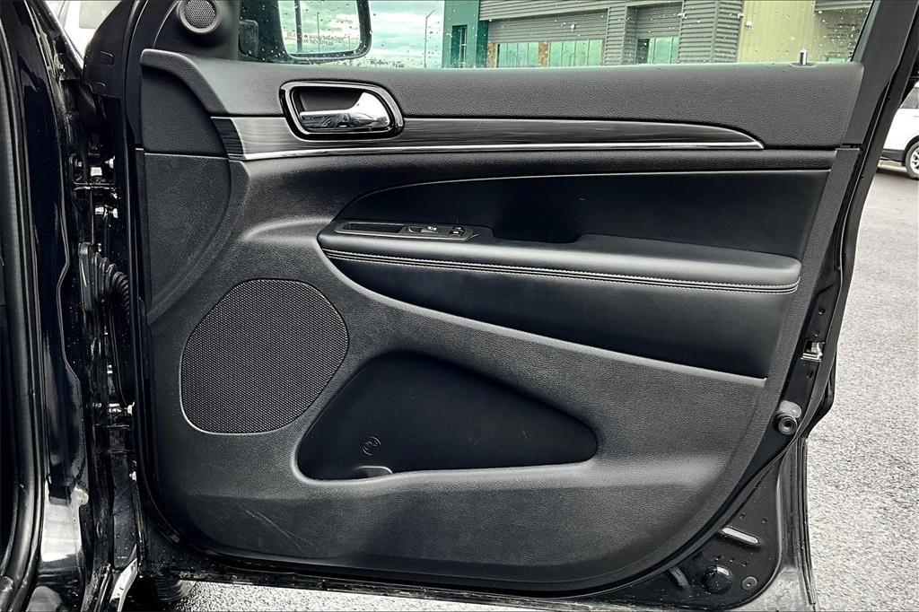 used 2021 Jeep Grand Cherokee car, priced at $26,665