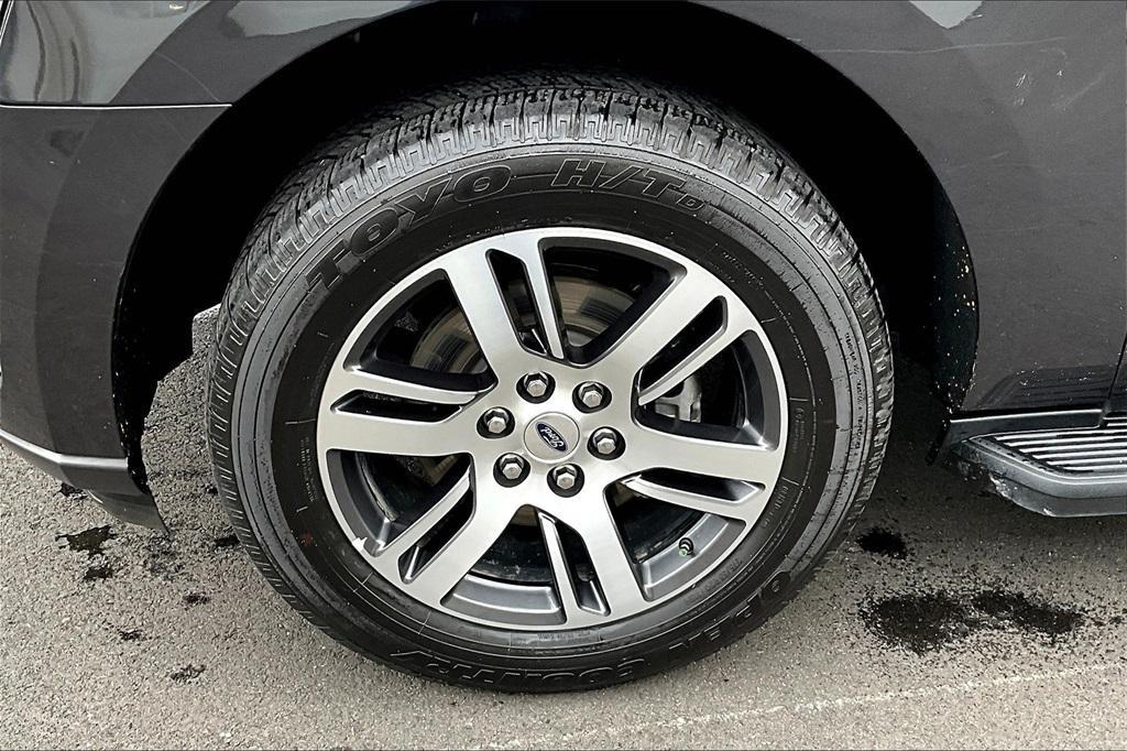 used 2024 Ford Expedition Max car, priced at $60,499