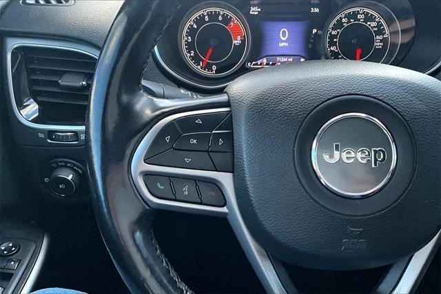 used 2020 Jeep Cherokee car, priced at $18,264