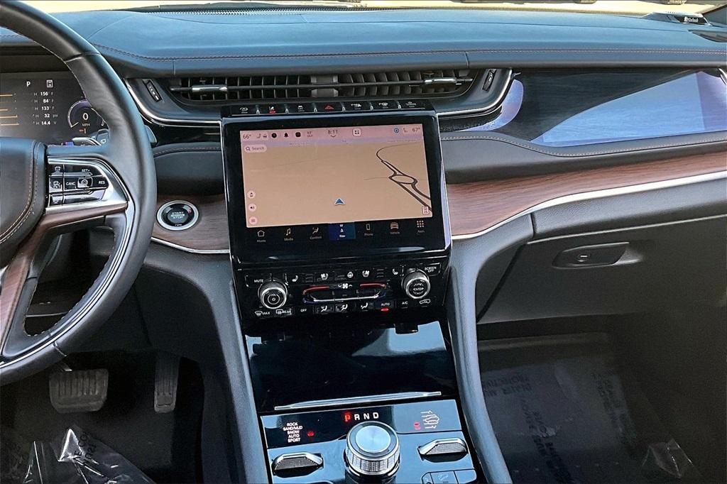 used 2023 Jeep Grand Cherokee car, priced at $40,573