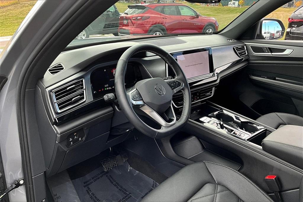 used 2025 Volkswagen Atlas Cross Sport car, priced at $34,981