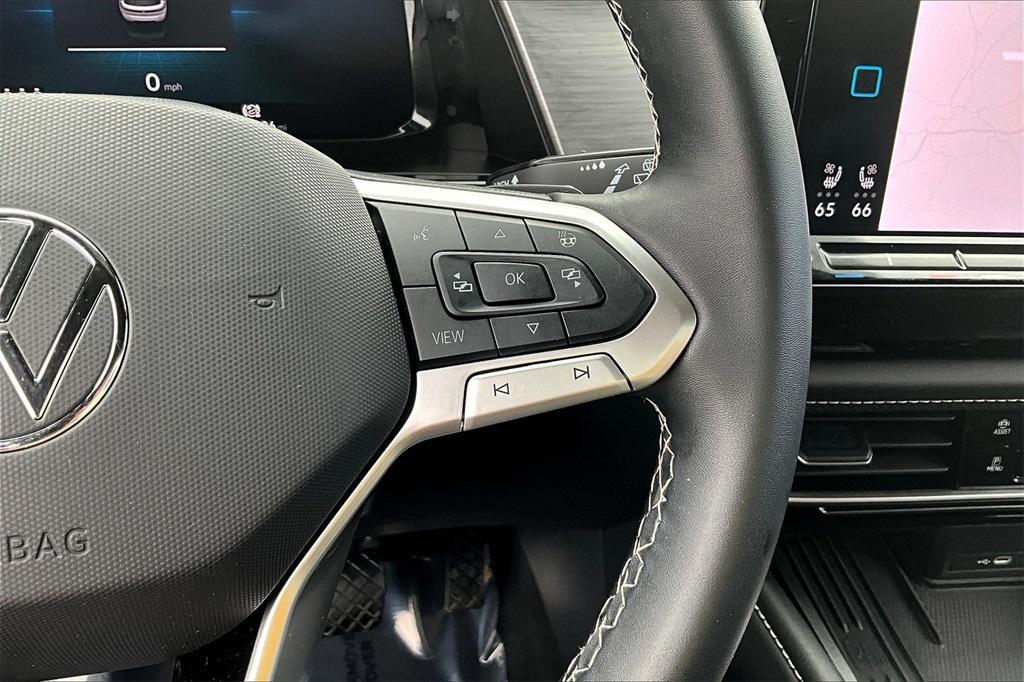 used 2025 Volkswagen Atlas Cross Sport car, priced at $34,981