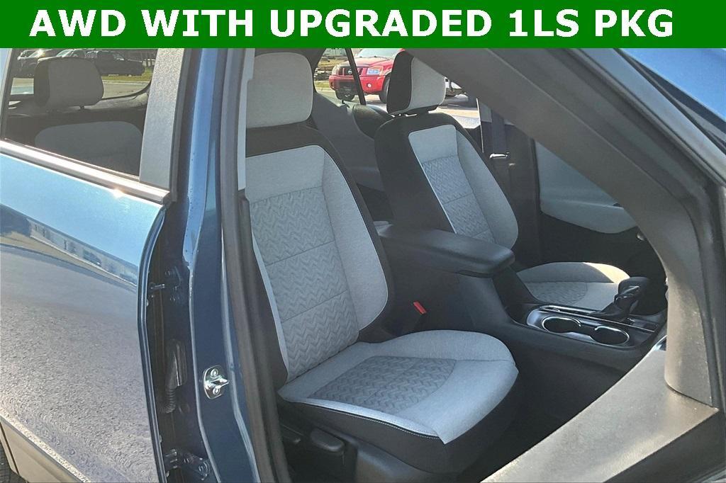 used 2024 Chevrolet Equinox car, priced at $24,904