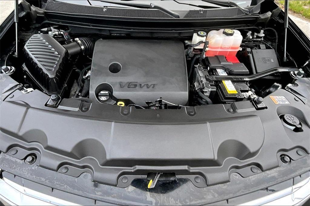 used 2023 Chevrolet Traverse car, priced at $40,295