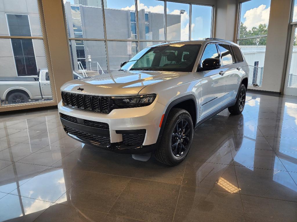 new 2024 Jeep Grand Cherokee L car, priced at $45,788