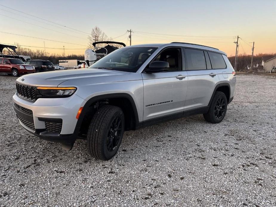 new 2024 Jeep Grand Cherokee L car, priced at $47,988