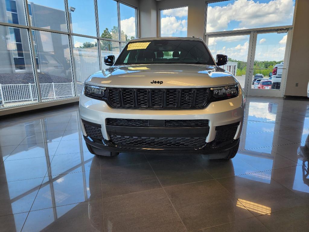 new 2024 Jeep Grand Cherokee L car, priced at $45,788