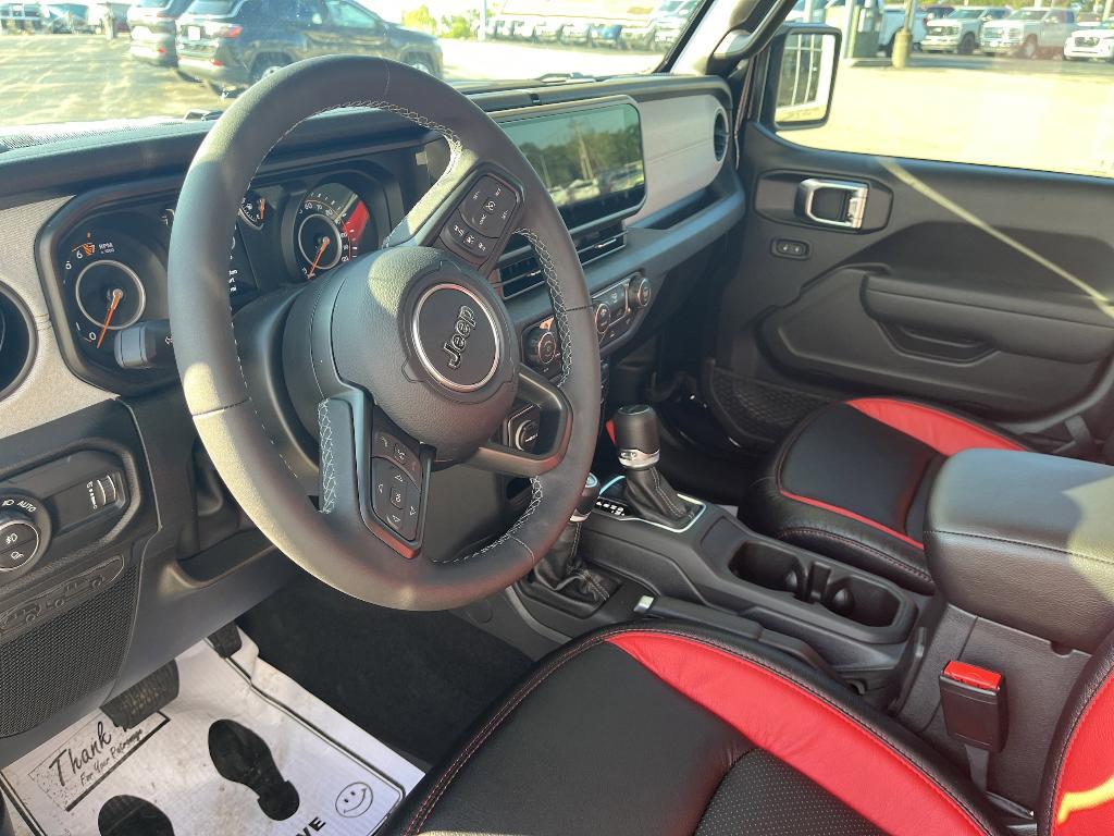 new 2025 Jeep Gladiator car, priced at $59,988