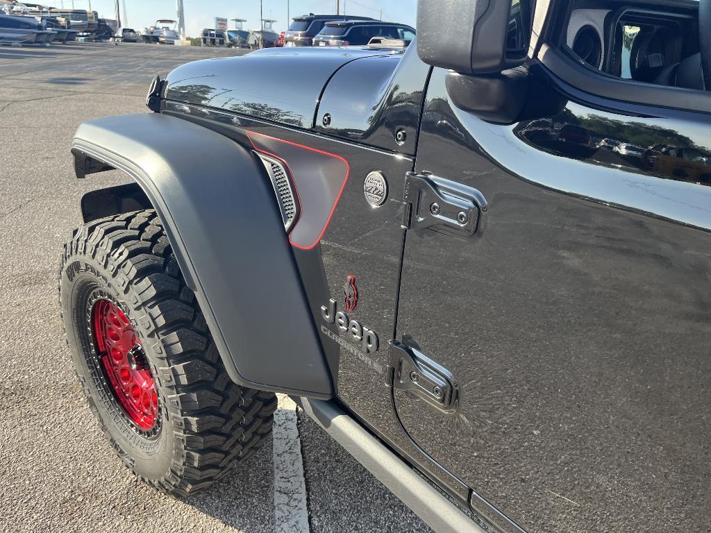 new 2025 Jeep Gladiator car, priced at $59,988
