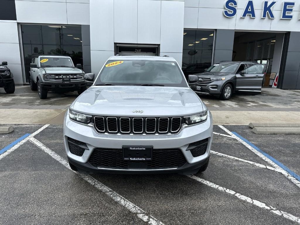 new 2024 Jeep Grand Cherokee car, priced at $43,788