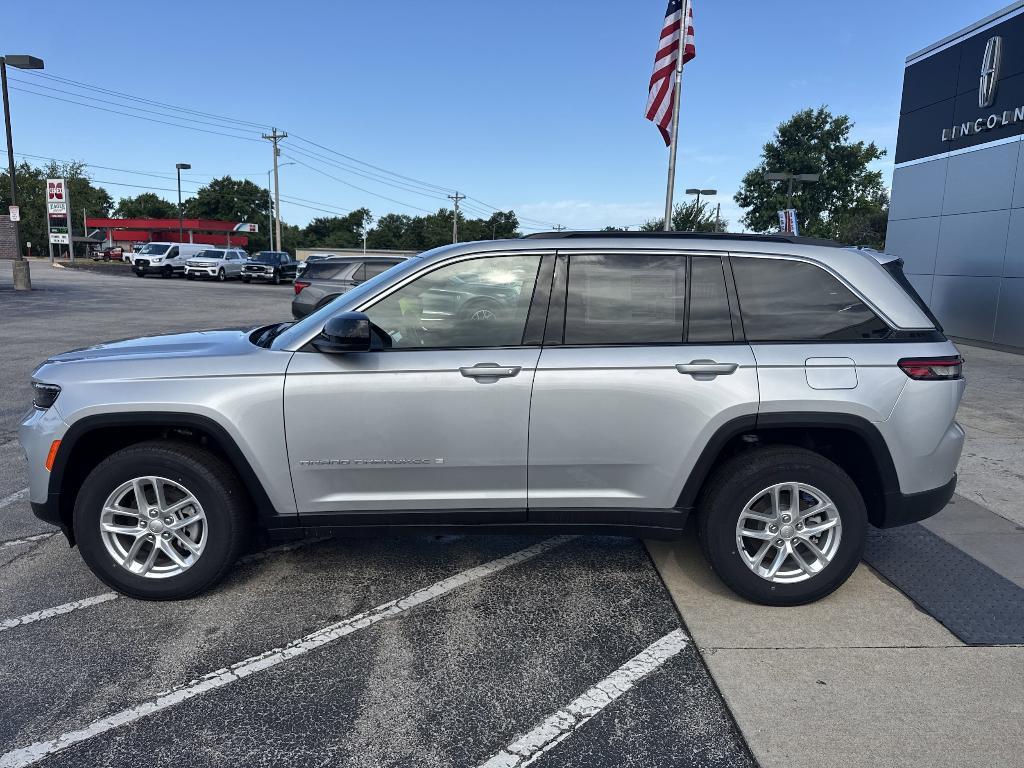 new 2024 Jeep Grand Cherokee car, priced at $38,397
