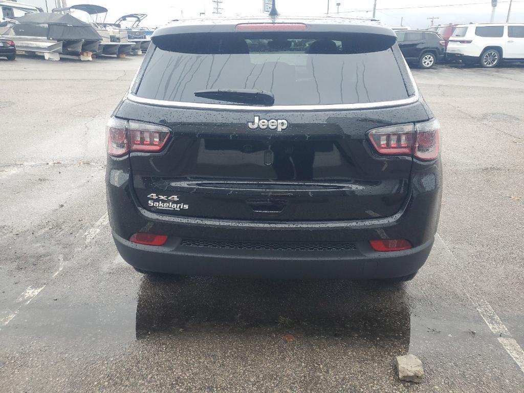 new 2025 Jeep Compass car, priced at $27,988