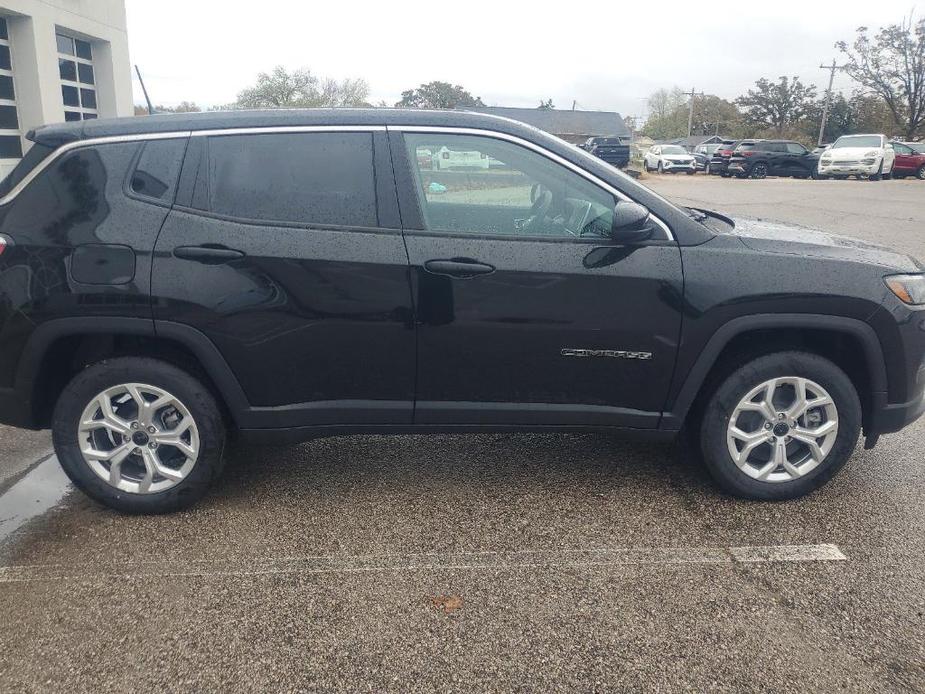 new 2025 Jeep Compass car, priced at $27,988