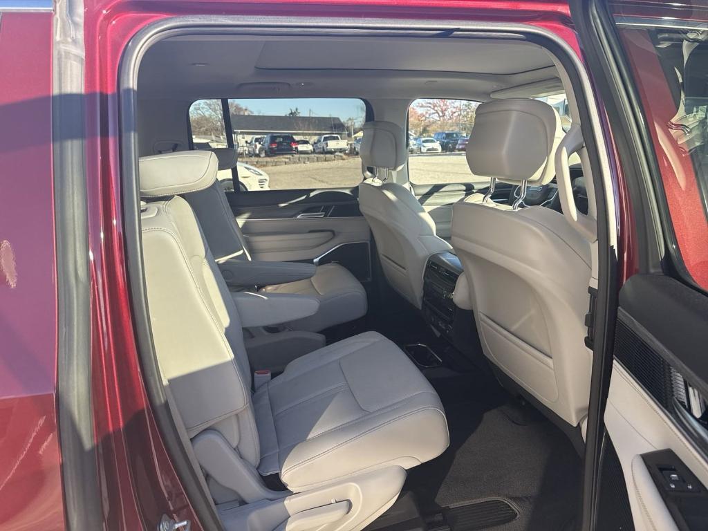 new 2023 Jeep Wagoneer car, priced at $74,275