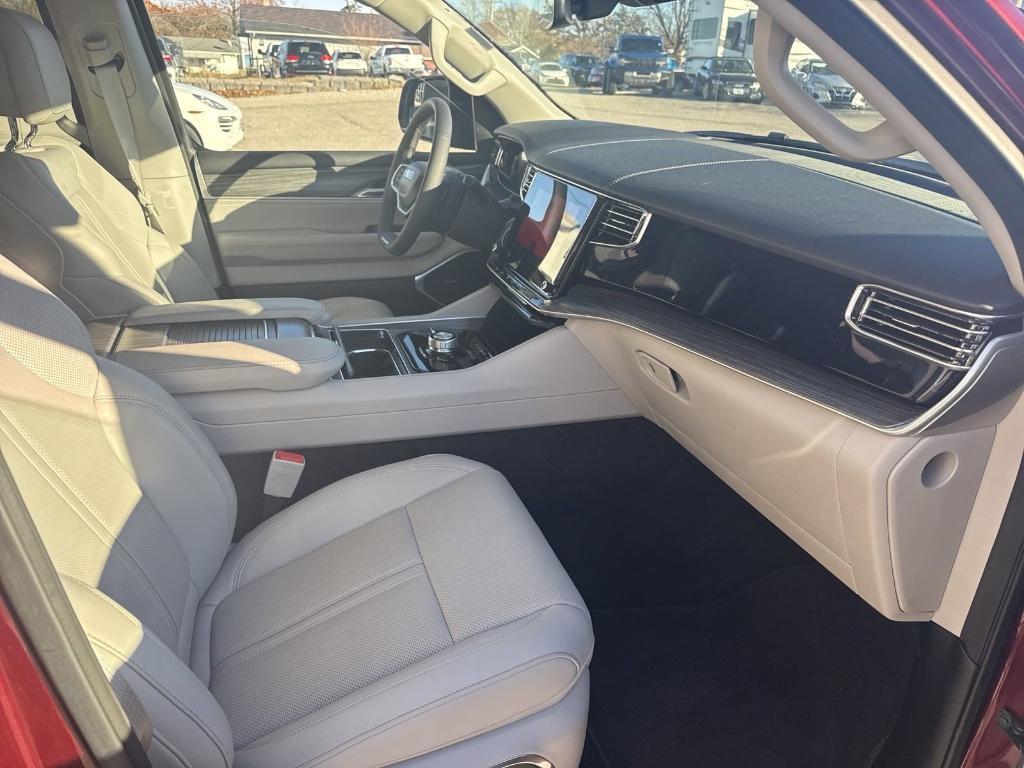 new 2023 Jeep Wagoneer car, priced at $74,275