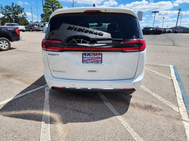 used 2023 Chrysler Pacifica car, priced at $25,994