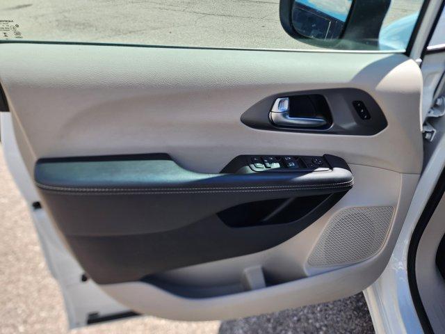 used 2023 Chrysler Pacifica car, priced at $25,994
