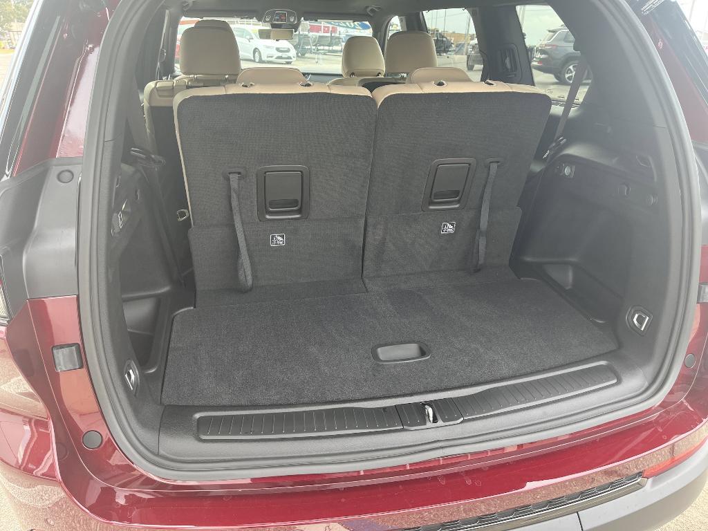new 2025 Jeep Grand Cherokee L car