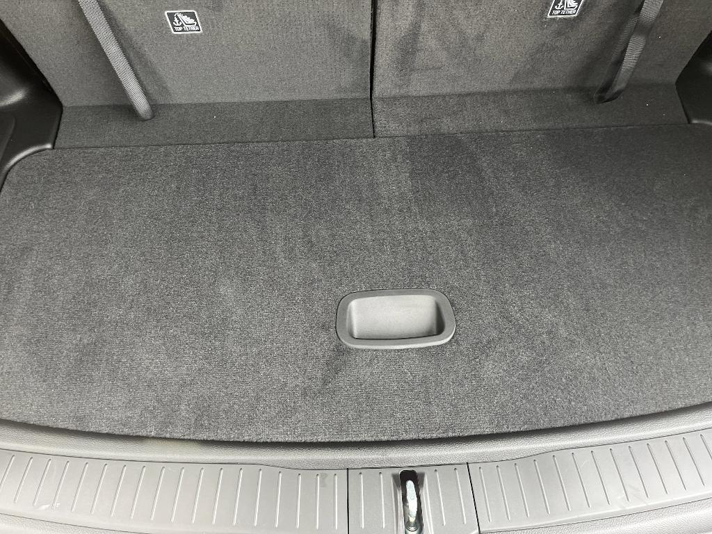 new 2025 Jeep Grand Cherokee L car