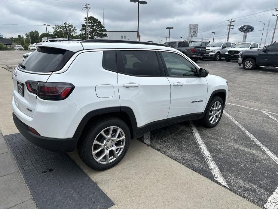 new 2024 Jeep Compass car, priced at $37,255