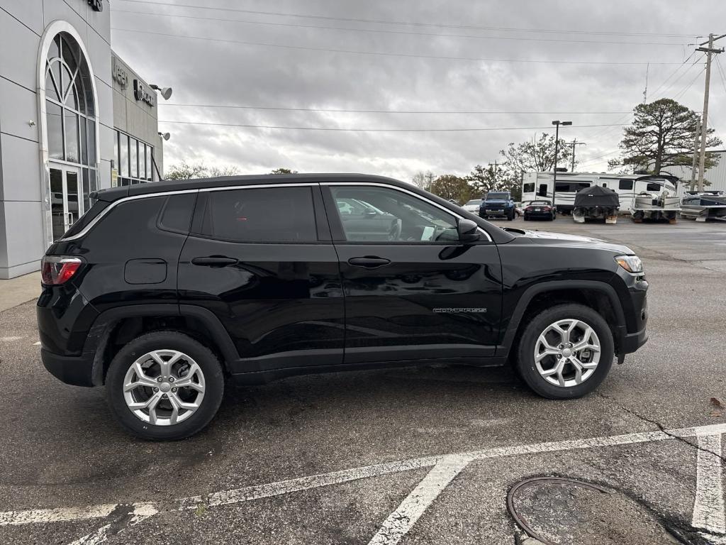 new 2024 Jeep Compass car, priced at $26,988