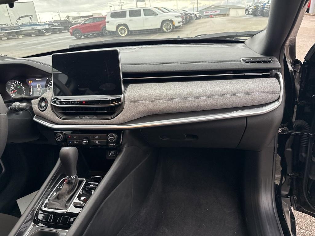 new 2024 Jeep Compass car, priced at $24,988