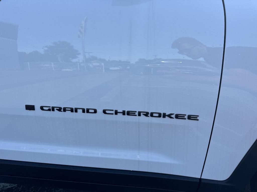 new 2025 Jeep Grand Cherokee car