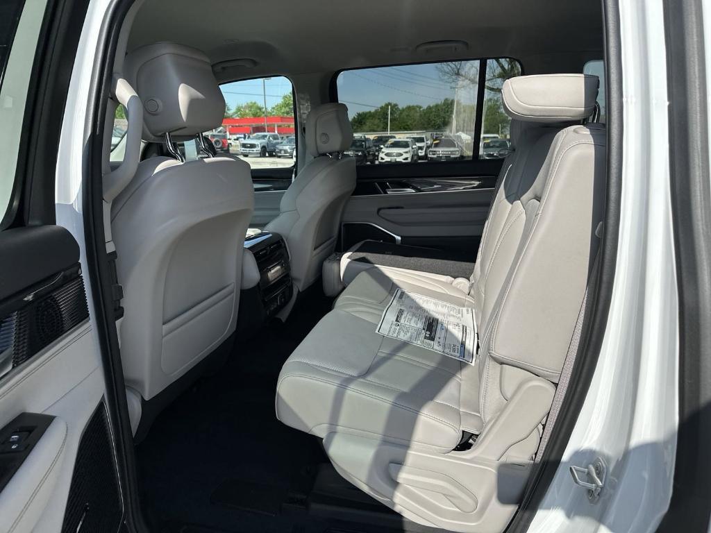 new 2024 Jeep Wagoneer car, priced at $69,715