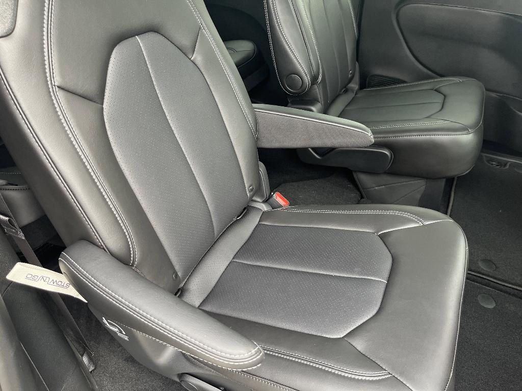new 2026 Chrysler Pacifica car