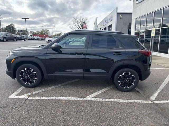 used 2023 Chevrolet TrailBlazer car, priced at $21,685