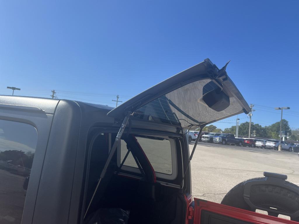 new 2025 Jeep Wrangler car