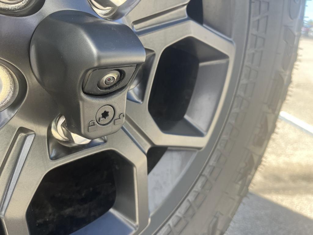 new 2025 Jeep Wrangler car
