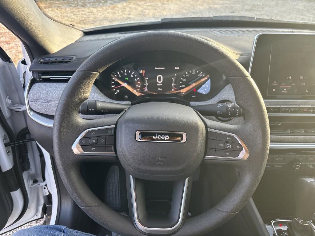 new 2025 Jeep Compass car