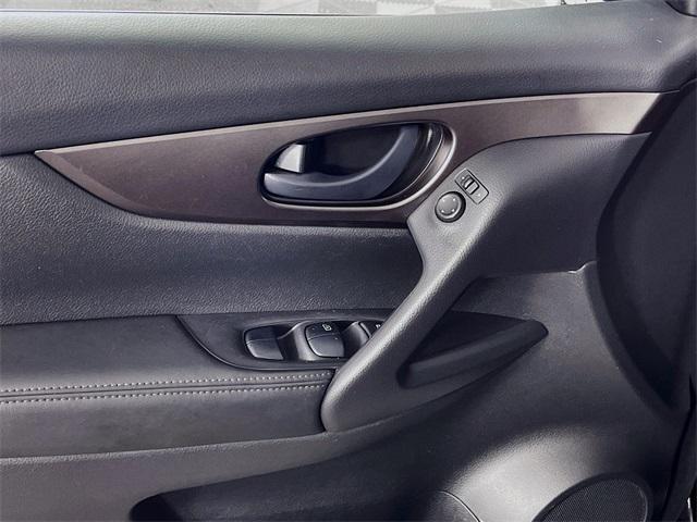 used 2019 Nissan Rogue Sport car, priced at $18,000