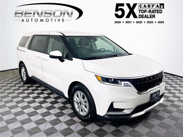 used 2024 Kia Carnival car, priced at $32,400