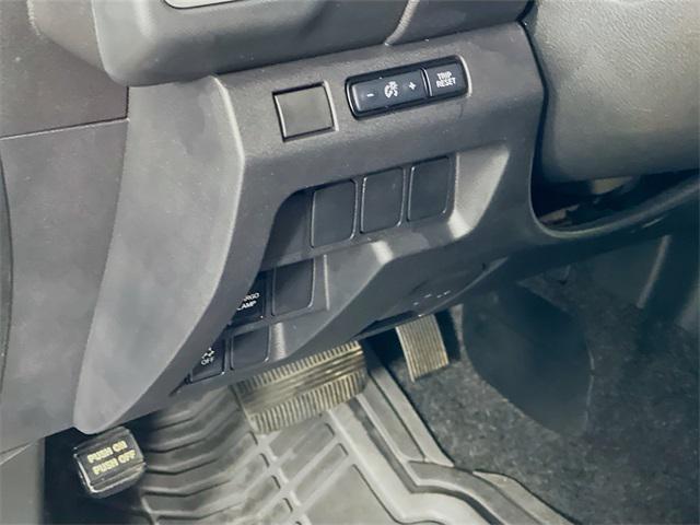 used 2023 Nissan Frontier car, priced at $28,000