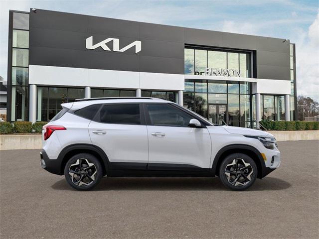 new 2025 Kia Seltos car, priced at $27,490