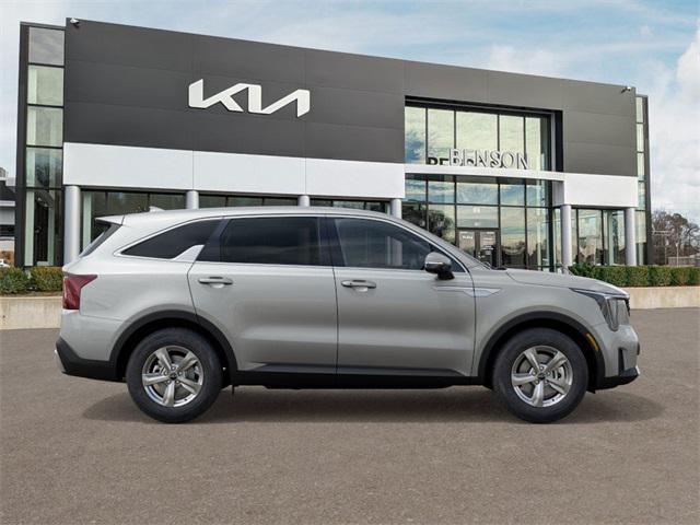 new 2026 Kia Sorento car, priced at $33,900
