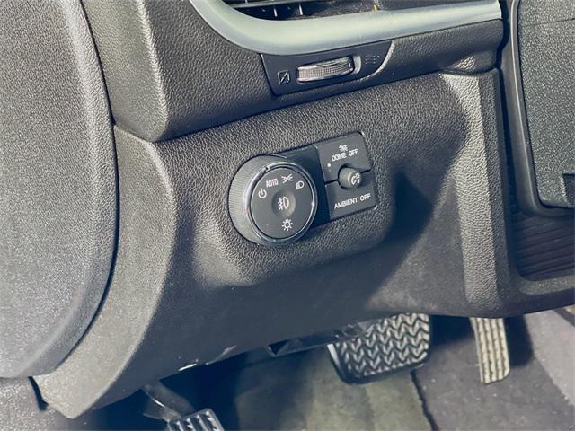 used 2015 Chevrolet Traverse car, priced at $12,000