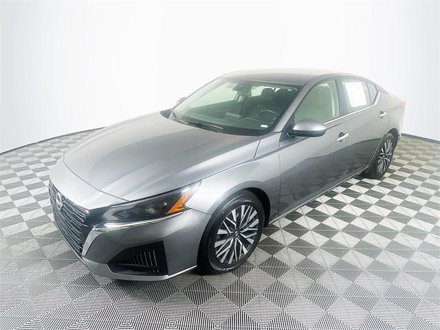 used 2023 Nissan Altima car, priced at $21,000