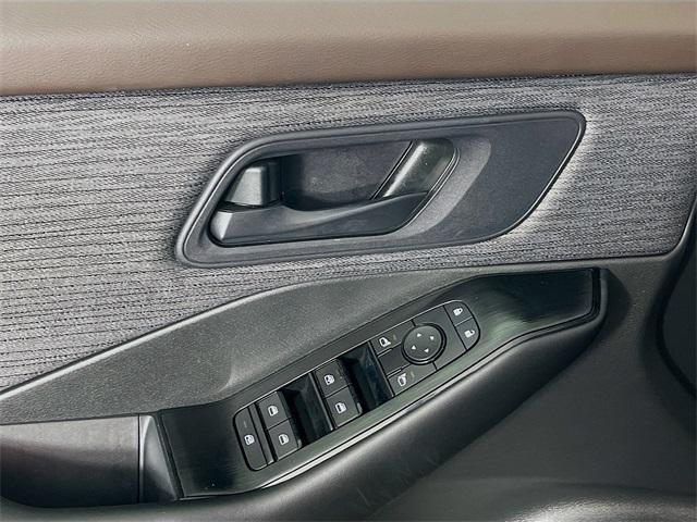 used 2023 Nissan Rogue car, priced at $21,200