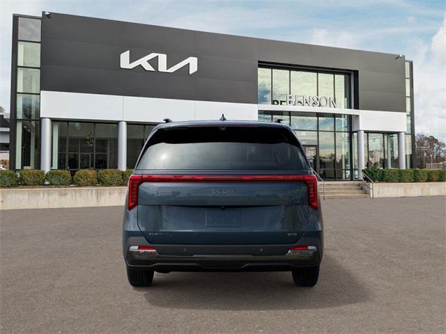 new 2026 Kia Carnival Hybrid car, priced at $55,285