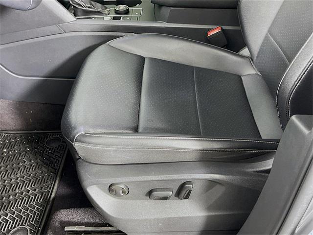 used 2021 Volkswagen Atlas car, priced at $20,000