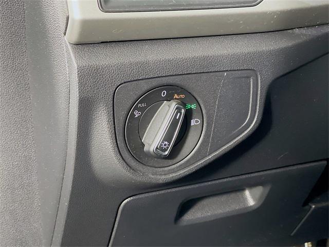 used 2021 Volkswagen Atlas car, priced at $20,000