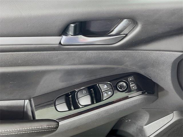 used 2023 Nissan Altima car, priced at $19,900