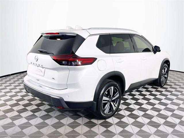 used 2025 Nissan Rogue car, priced at $31,900