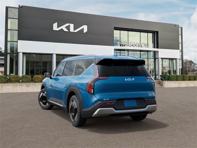 new 2025 Kia EV9 car, priced at $60,652