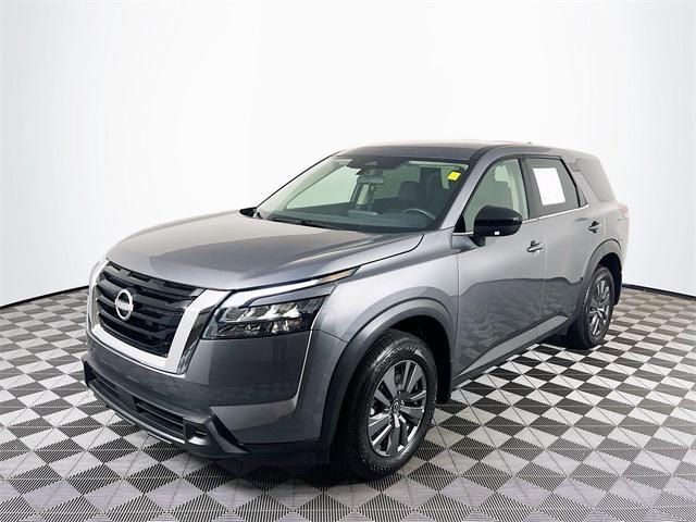 used 2024 Nissan Pathfinder car, priced at $29,500
